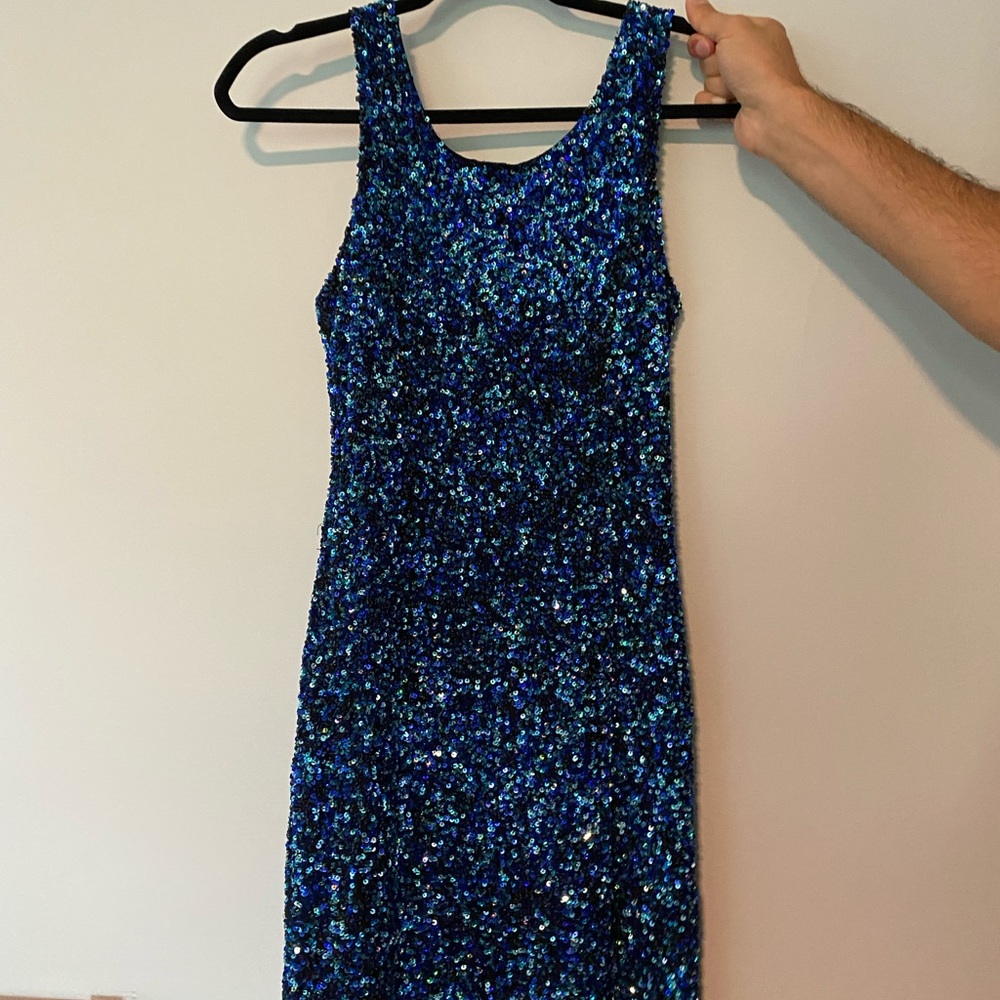 Parker blue sequin dress size small